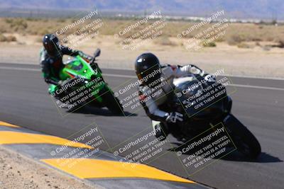 media/Oct-08-2022-SoCal Trackdays (Sat) [[1fc3beec89]]/Turn 16 Inside (1130am)/